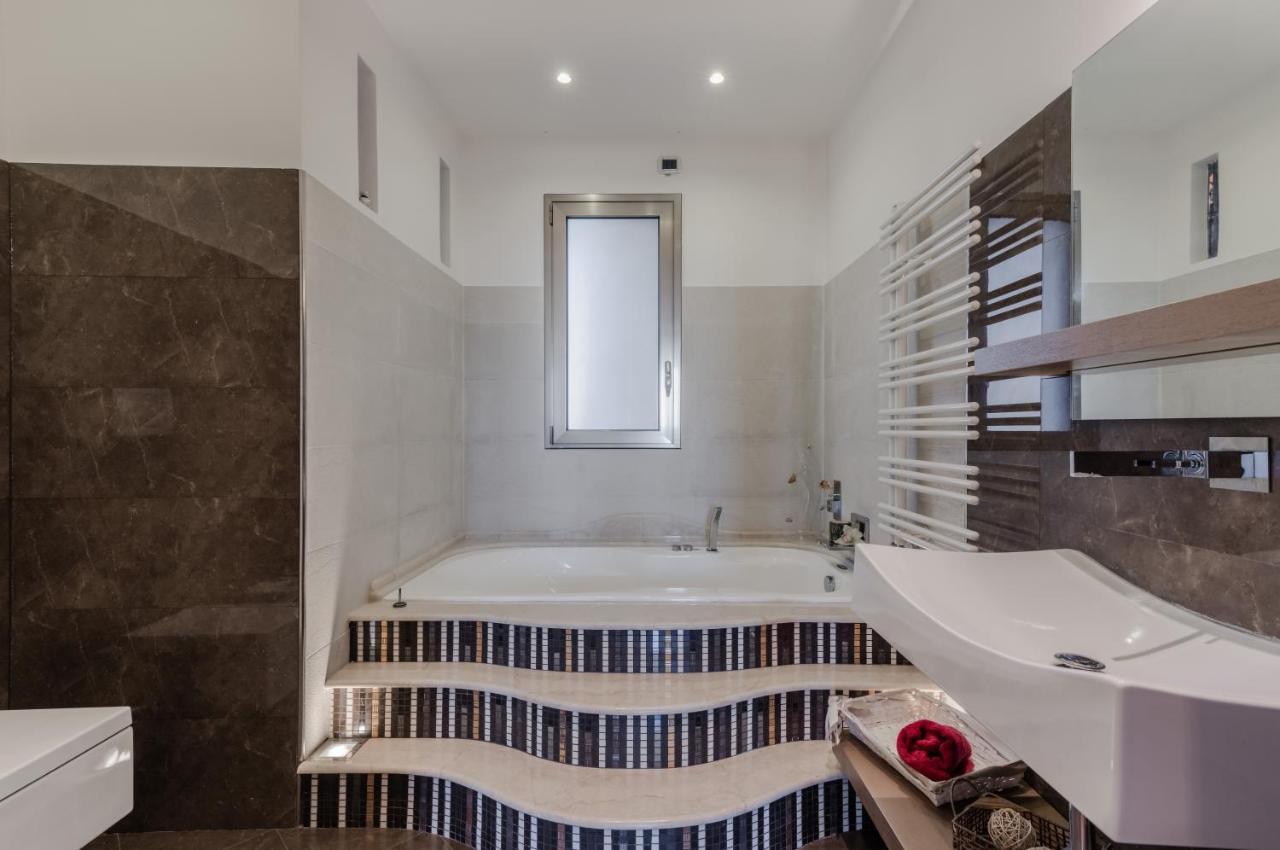 카타니아 Etna View Superior Flat With Terrace And Jacuzzi 아파트 외부 사진