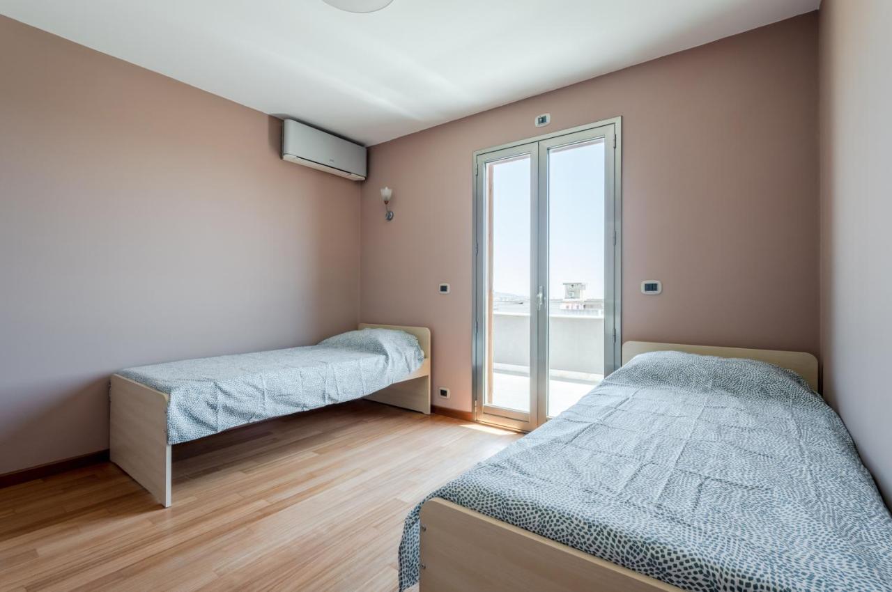 카타니아 Etna View Superior Flat With Terrace And Jacuzzi 아파트 외부 사진