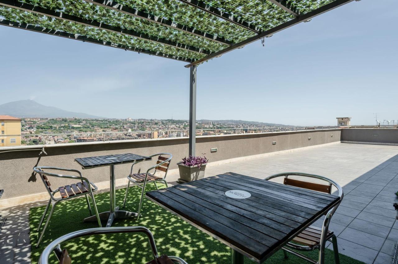 카타니아 Etna View Superior Flat With Terrace And Jacuzzi 아파트 외부 사진